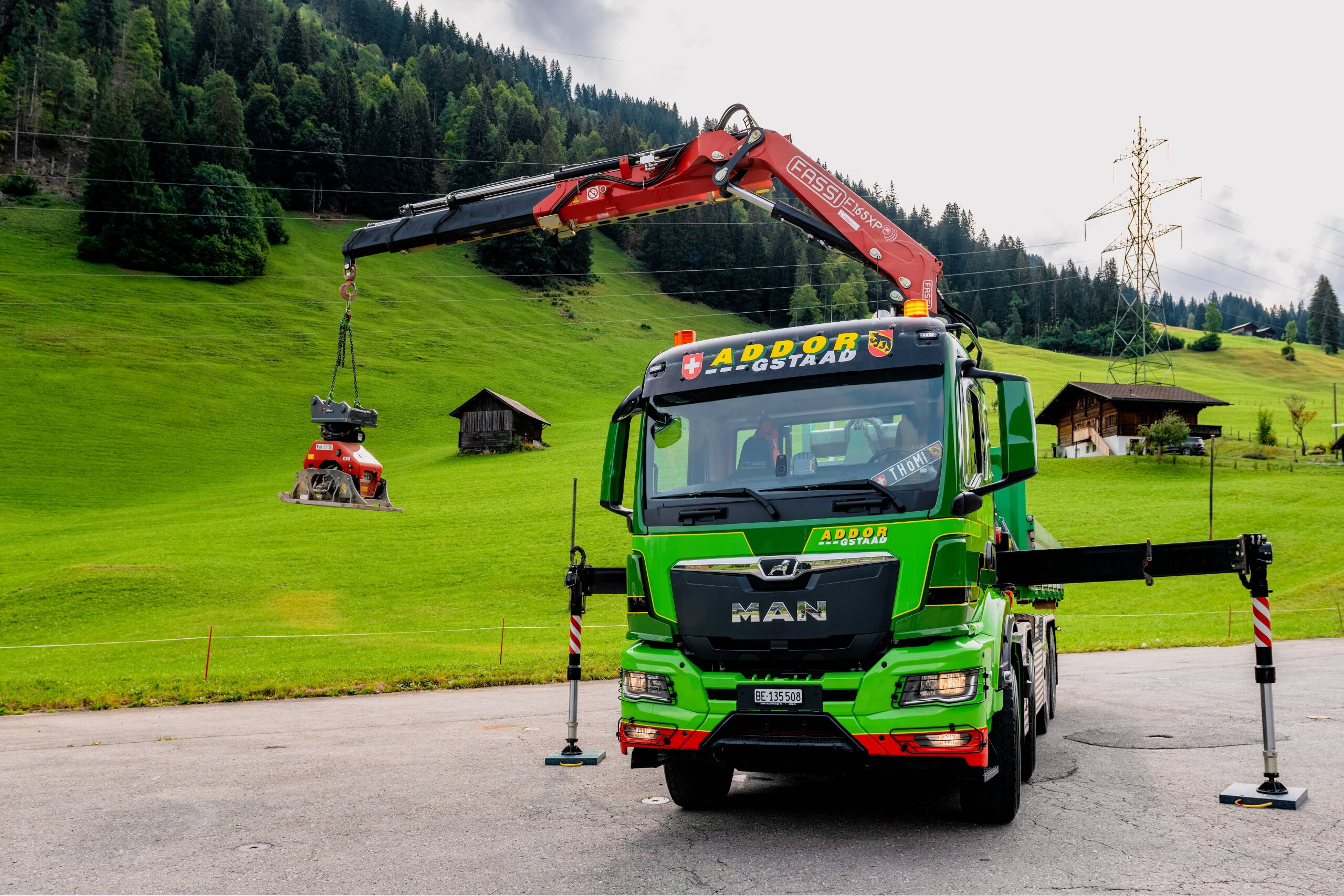 Kran-Lastwagen Addor AG Gstaad