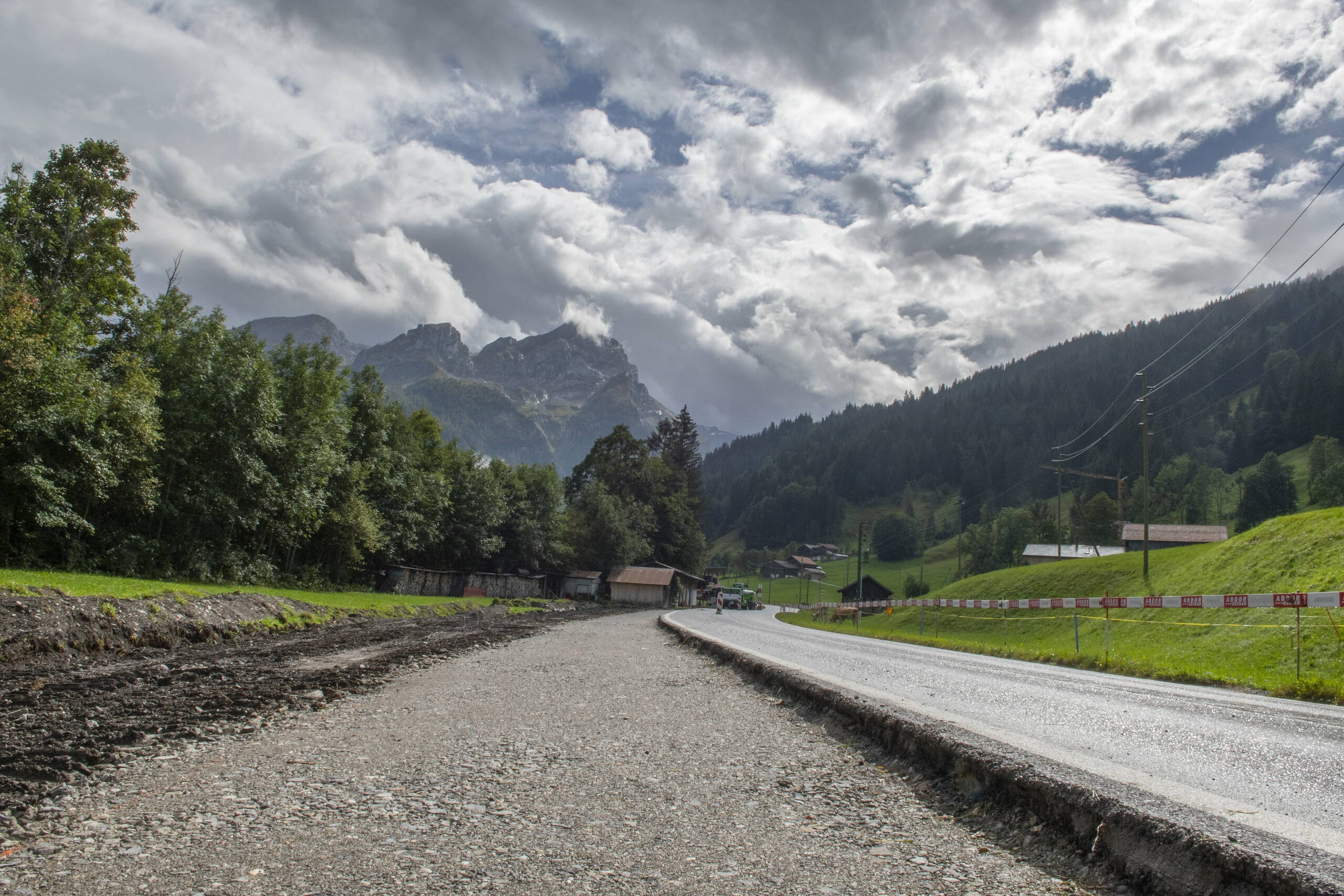 Addor AG Gstaad - Trottoir Saalenmatte